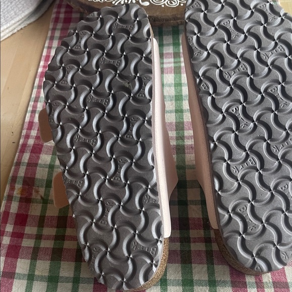 Birkenstock Women's Sandals - Light Pink - Picture 4 of 4